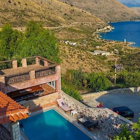 Ionian Manor Estate 2 ヴィラ Porto Palermo